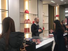 -乐蓬马歇百货公司(Rive Gauche)