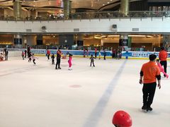 -冰纷万象滑冰场(沈阳万象城店)