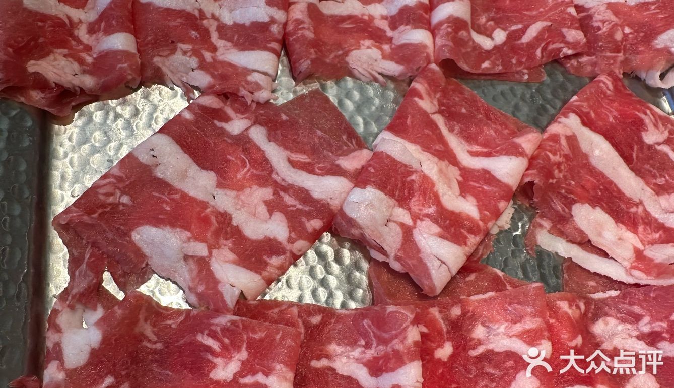 今天火锅吃撑了，超满足