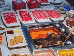 -海底捞火锅鲜切牛肉主题店(长寿路店)