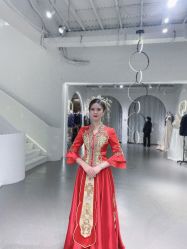 -艾米丽婚纱礼服