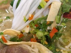 -桥香园云南过桥米线(金马碧鸡店)
