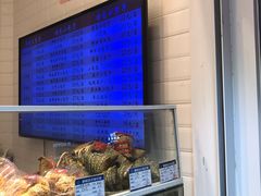 -白玉兰食品(汇联商厦店)