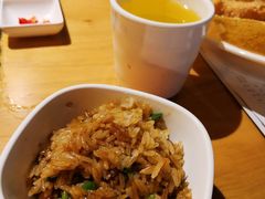 腊肠煲仔饭-洪氏嗨捞·广东猪肚鸡·椰子鸡火锅(西咸万象城店)