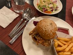 -WOLFGANG PUCK KITCHEN & BAR(迪士尼小镇店)