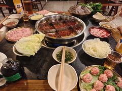 -邓莽子老火锅(中兴路总店)