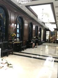 -米兰尊荣婚纱摄影·婚纱照会馆