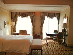 -广州富力丽思卡尔顿酒店