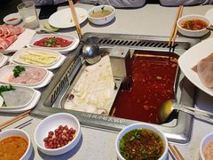 -海底捞火锅(海宁路店)