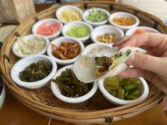 -包整·丝娃娃(一览甲秀楼风景店)