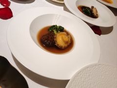 甄品鲍鱼会花菇-香樟花园法式铁板烧(恒隆广场店)