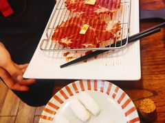 铺天盖地顶级澳牛肉火焰寿司-仙隐小鹿中華の日料(正弘城店)