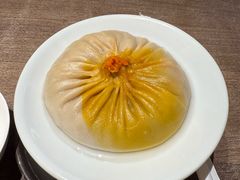 手拆蟹粉山泉水灌汤包-苏小柳点心·手作小笼包(浦东嘉里城分院)