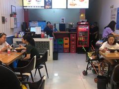 大堂-螺小胖柳州螺蛳粉(钟楼总店)