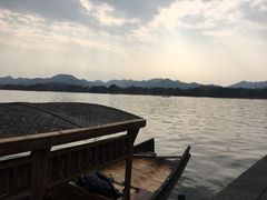 -楼外楼·停车场