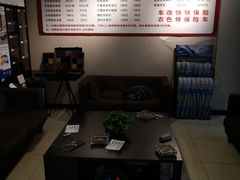 -新荟城购物中心-停车场