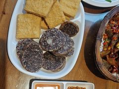 -88号小吃店·经典云南菜·地道纳西美食