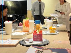 -物质生活书·酒吧