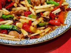 -谢老五跷脚牛肉·非遗传承店