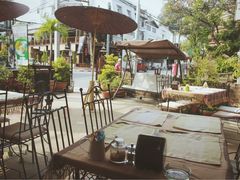 -Cafe de Thaan Aoan