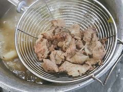 -五指山生态小黄牛(皮皮虾海鲜广场店)