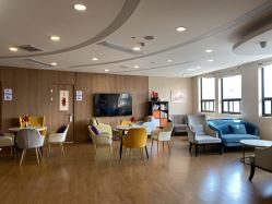 -海豚湾高端月子会所(黄浦店)