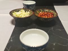 -红鼎豆捞·非遗鲍皇汤火锅(宝丰路店)