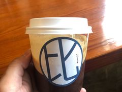 手摇冰美式咖啡-Be Lived Cafe比例咖啡(摩天轮店)