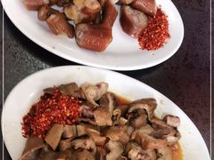 -老鼎万春卤菜(五代传承创始老店)