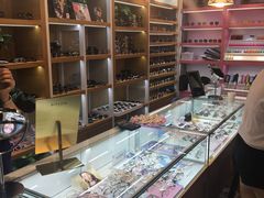 -BUTF美惠眼镜(天通苑万优汇店)