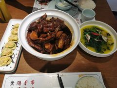 三文鱼鲜果色拉-宴鲜森·老底子杭帮菜(河坊街店)