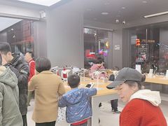 -DJI大疆(深圳华强北曼哈授权体验店)