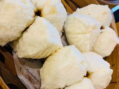 蜜汁叉烧包-点都德(华强南店)