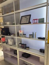-PE SALON