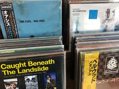 -麦田书店(国防路店)