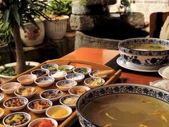 -桥馫源蒙自过桥米线(蒙自店)