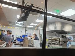 -达美乐比萨(南京路店)