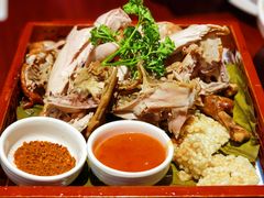 荷香烤鸡王-客官 · 江南小菜馆(长风大悦城店)