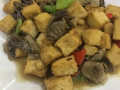 -天天向上素食餐厅(五台山店)
