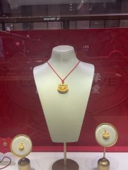 -周大福CHOW TAI FOOK(宝山苏宁易购店)