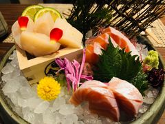 帆立贝&nbsp;三文鱼-田舍家Inakaya(天汇igc店)