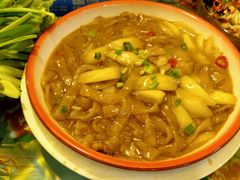 -闯关东东北农家菜(崂山石老人店)