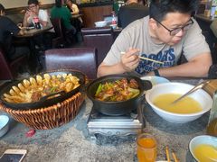 重庆鸡公煲-华盛园卷子王农家菜水库鱼