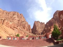 -天山神秘大峡谷