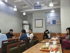 大堂-乡村鸡杂米线(汉渝路店)