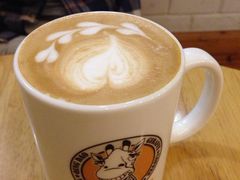 拿铁-长颈鹿咖啡(大学路店)