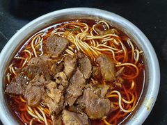 红油牛肉面-薛记襄阳香辣牛肉面(平安路店)