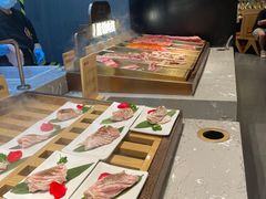 -山焱·炭火自助烤肉(周浦万达店)