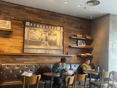 -星巴克(济南美莲广场店)