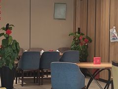 大堂-有红鸡毛店·川菜(建设路店)